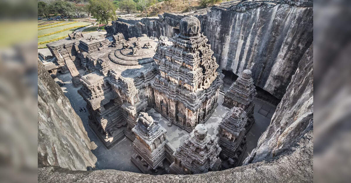 Ajanta Ellora Tour