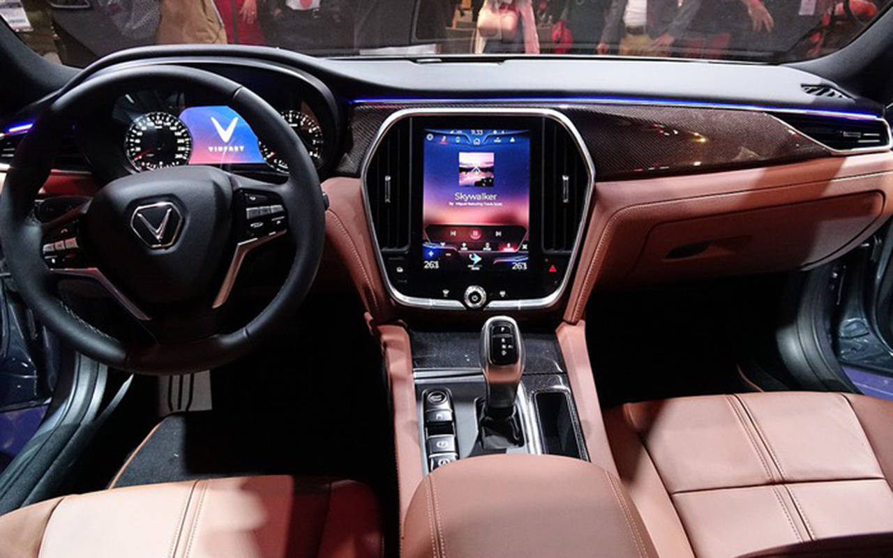 Vinfast Lux V8 (SUV)